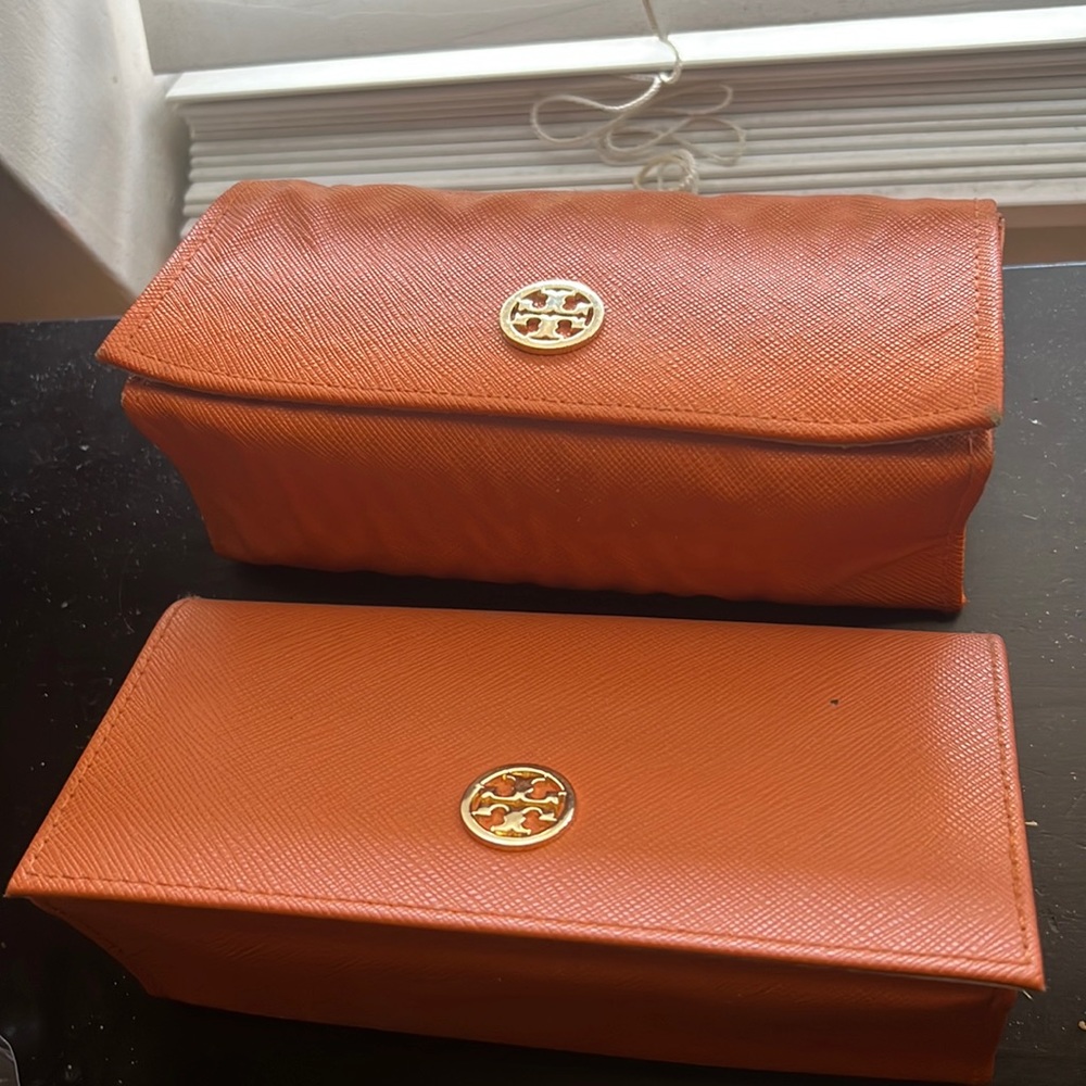 TORY BURCH ORIGINAL Case for sunglasses